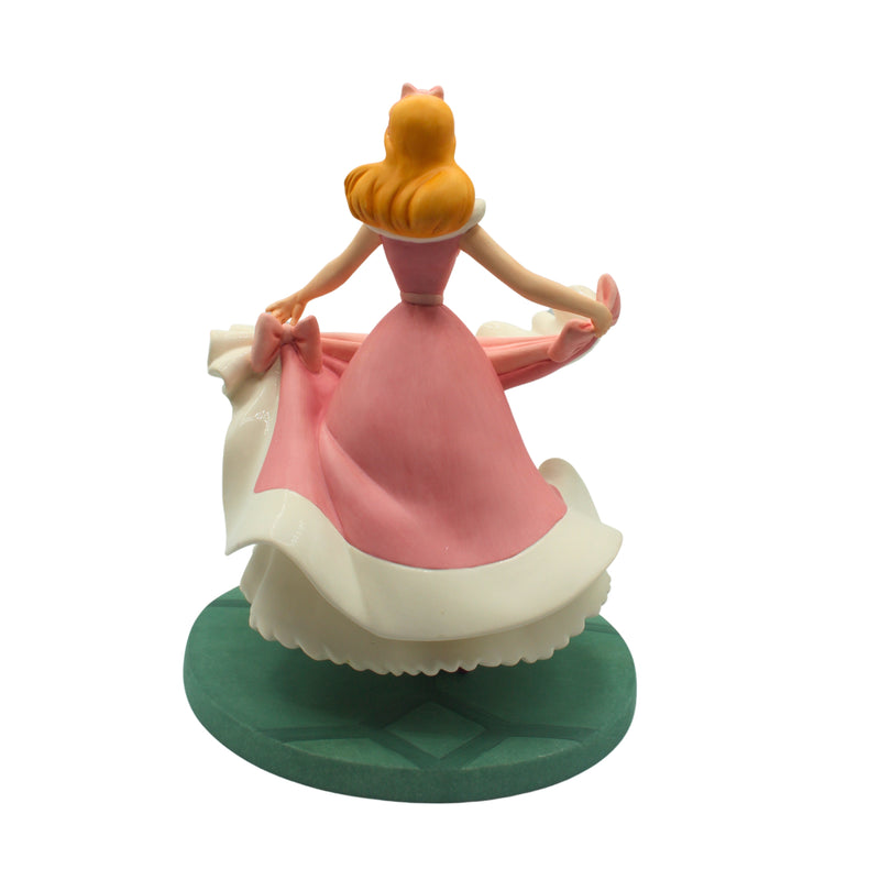 WDCC Cinderella - Isn't It Lovely? Do You Like It?  | 4021811 | Disney | Limited to 1500