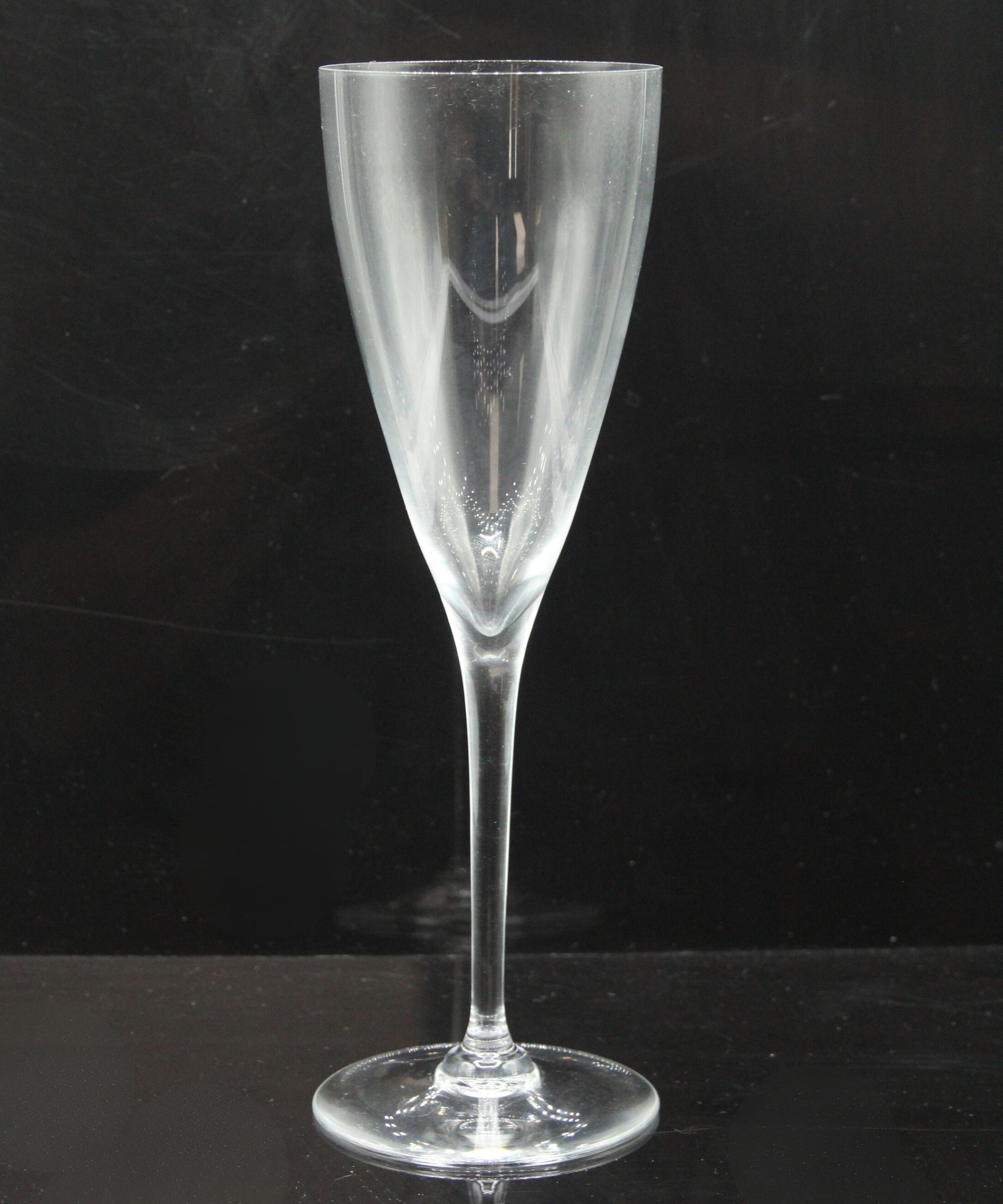 Baccarat Stemware: Dom Perignon Claret Wine Glass, 8.1"