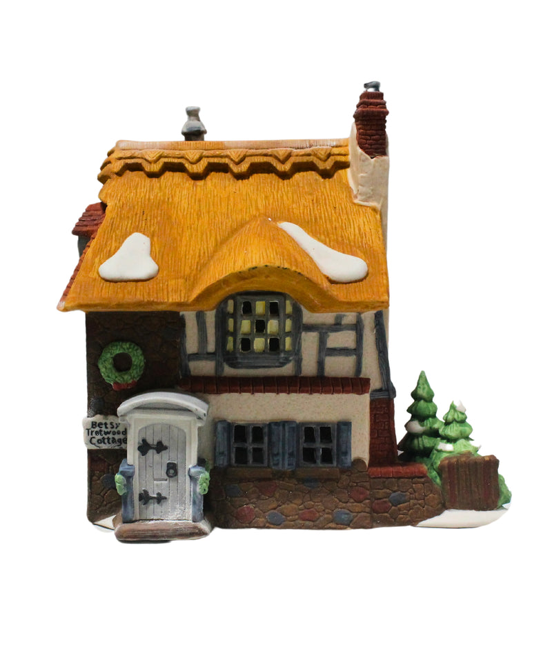 Department 56: 55506 Betsy Trotwood's Cottage