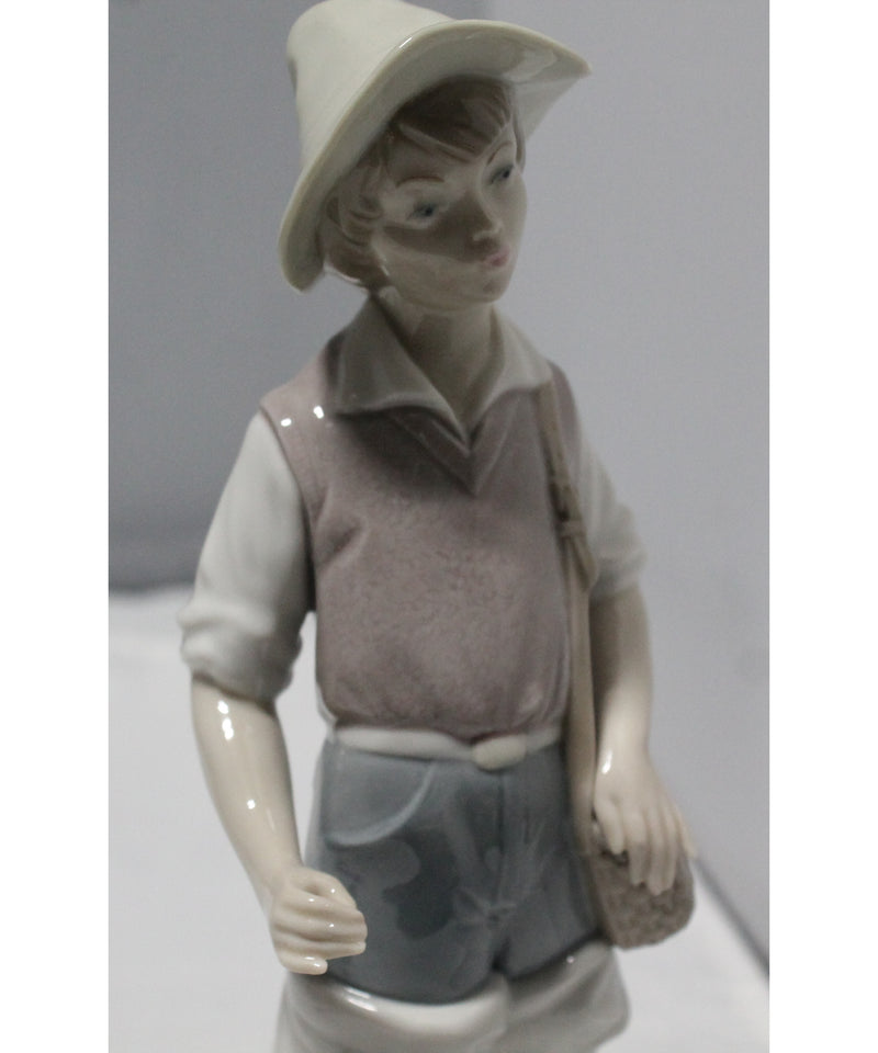 Lladró Figurine: 4809 Going Fishing | Glazed Finish | Missing Fishing Pole