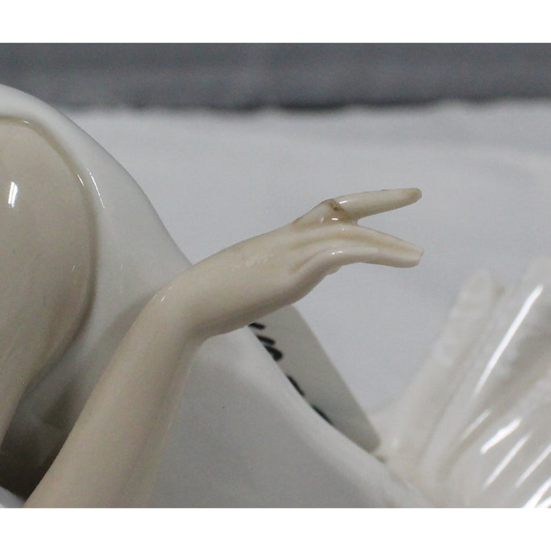 Lladró Figurine:  4855 Death of the Swan (White) | Glazed Finish | Please Read