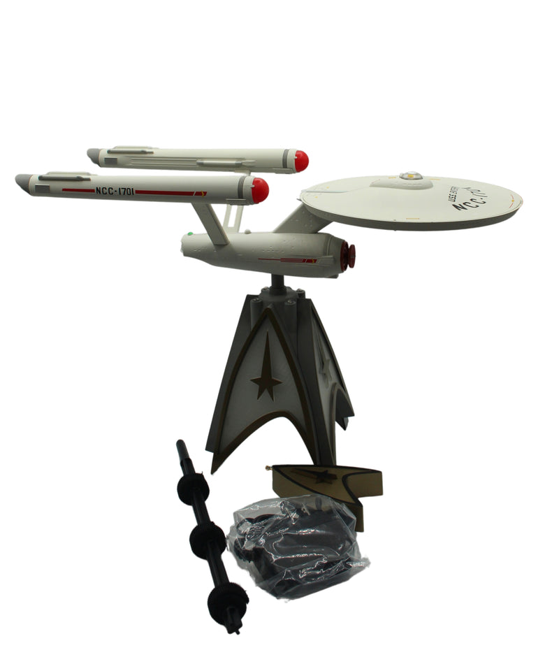 Hallmark: QXI6004 U.S.S. Enterprise Tree Topper | Star Trek