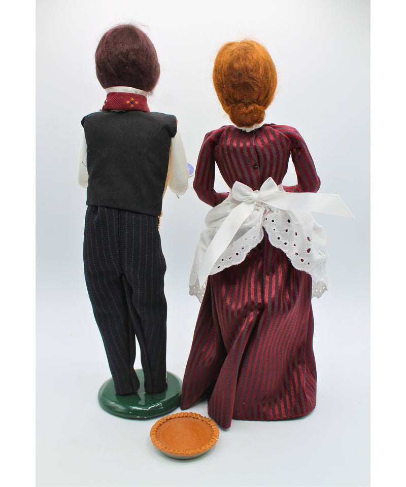 Byers Choice | Lot of 2: 2005 Thanksgiving Dolls | Pie Detached