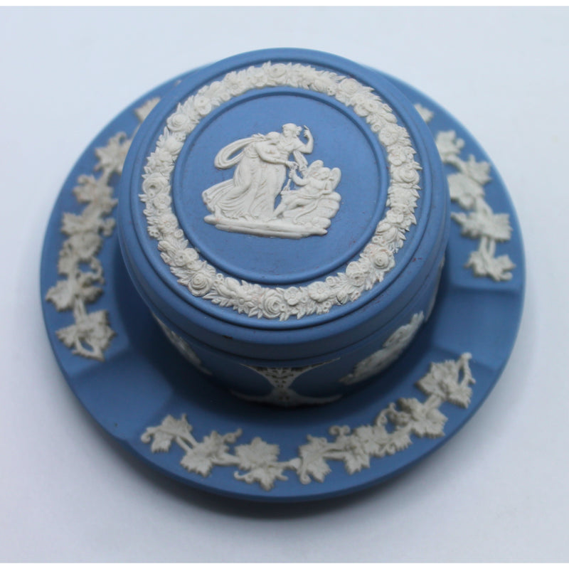 Wedgwood | Wedgwood Jasperware - White on Blue | Stains