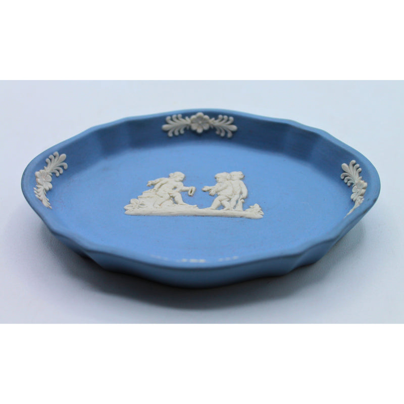 Wedgwood | Wedgwood Jasperware - White on Blue | Stains