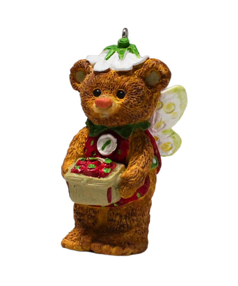 Hallmark Ornament: 1999 Strawberry | QEO8369