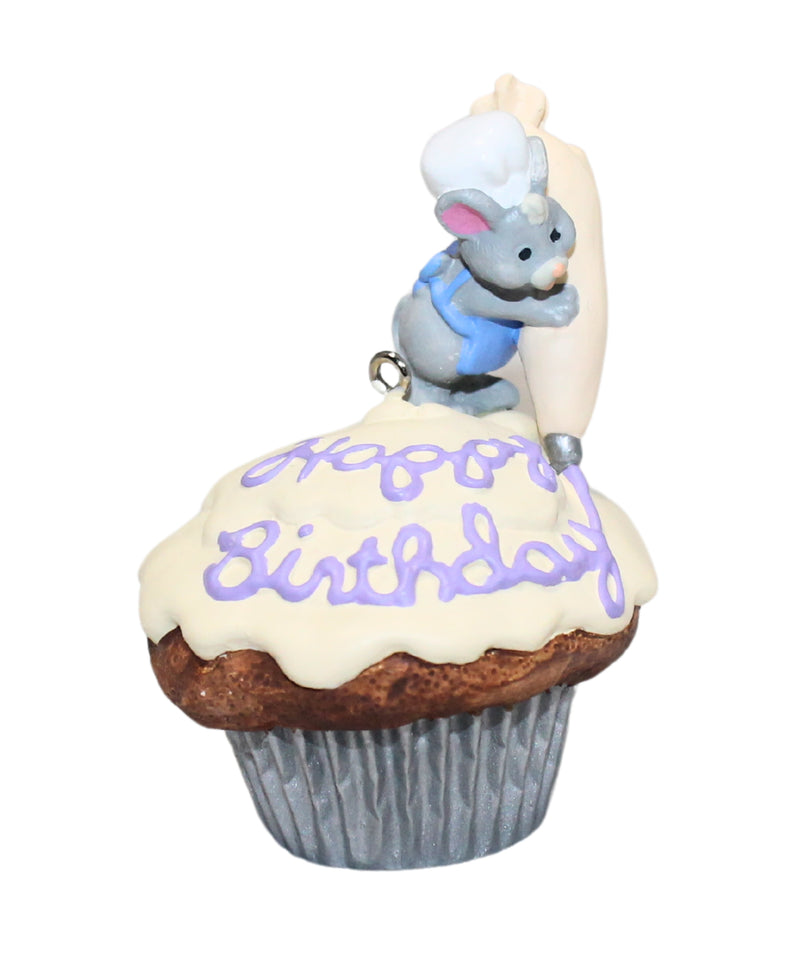 Hallmark Ornament: 1998 Sweet Birthday | QEO8473 | World of Wishes