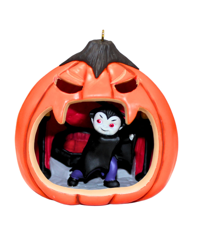 Hallmark Ornament: 2016 Happy Halloween! | QF05234