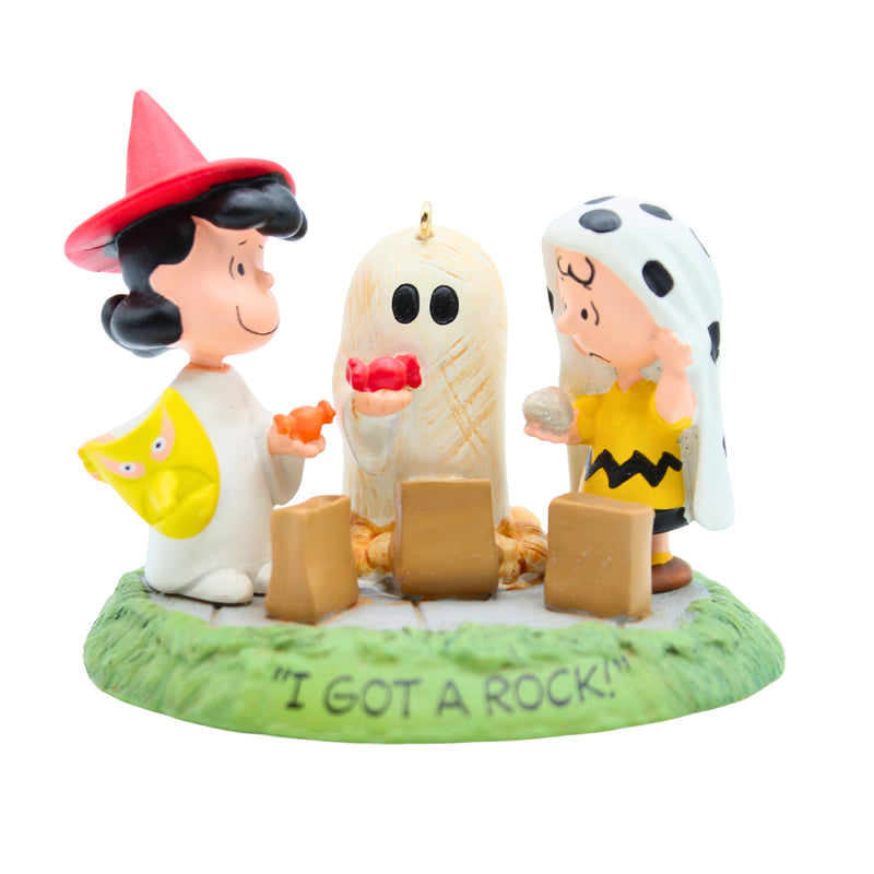 Hallmark Ornament: 2010 I Got a Rock! | QFO4633 | Peanuts Gang