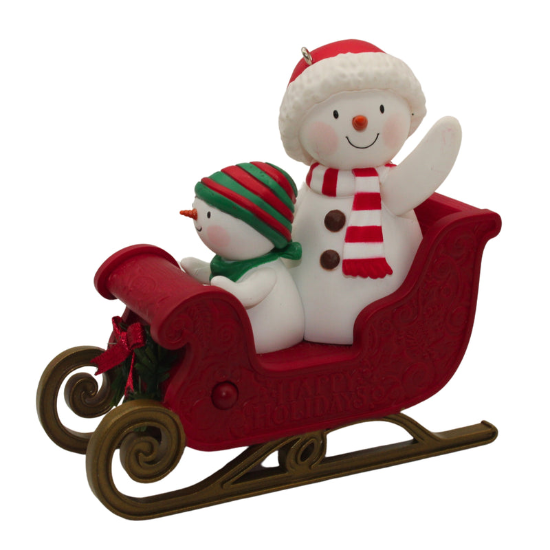 Hallmark Ornament: 2016 Twinkling Sleigh Ride | QG01554