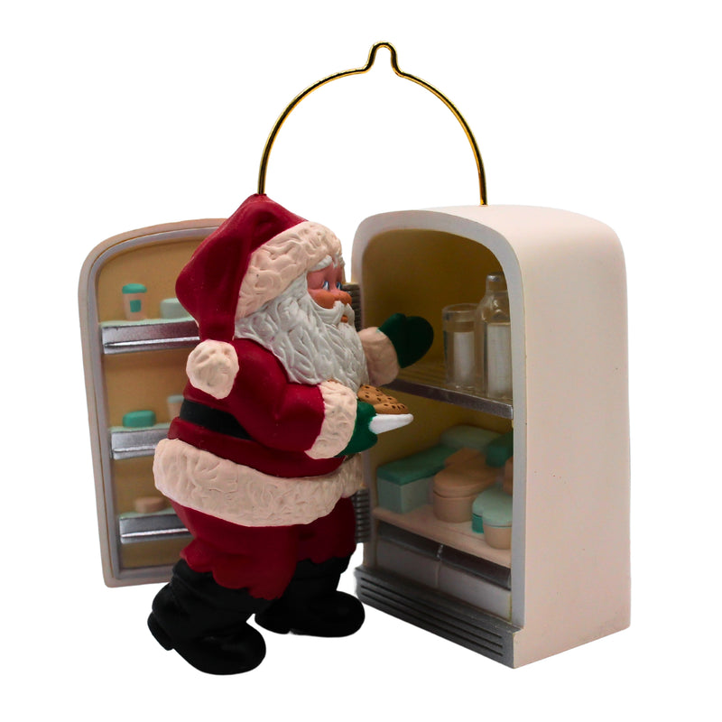 Hallmark Ornament: 1993 Raiding the Fridge | QLX7185