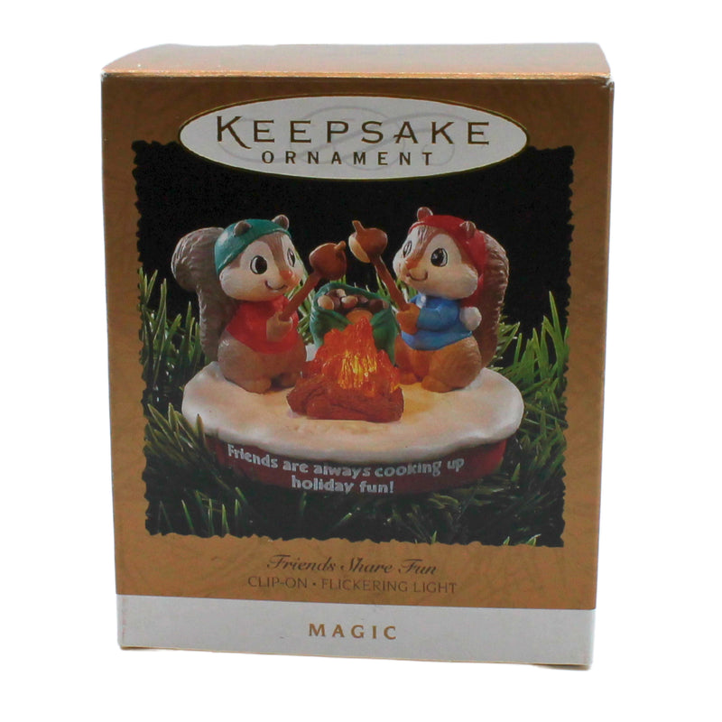 Hallmark Ornament: 1995 Friends Share Fun | QLX7349