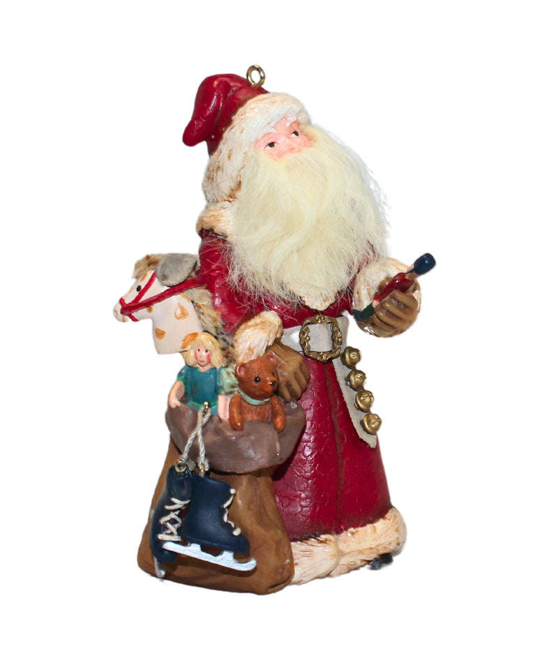 Hallmark Ornament: 2003 Gifts For Everyone | QP1409