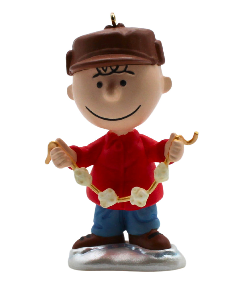 Hallmark Ornament: 2015 Charlie Brown  | QRP5903 | Peanuts