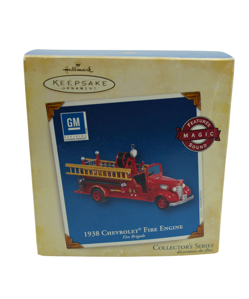 Hallmark Ornament: 2005 Chevrolet Fire Engine- 1938 | QX2035