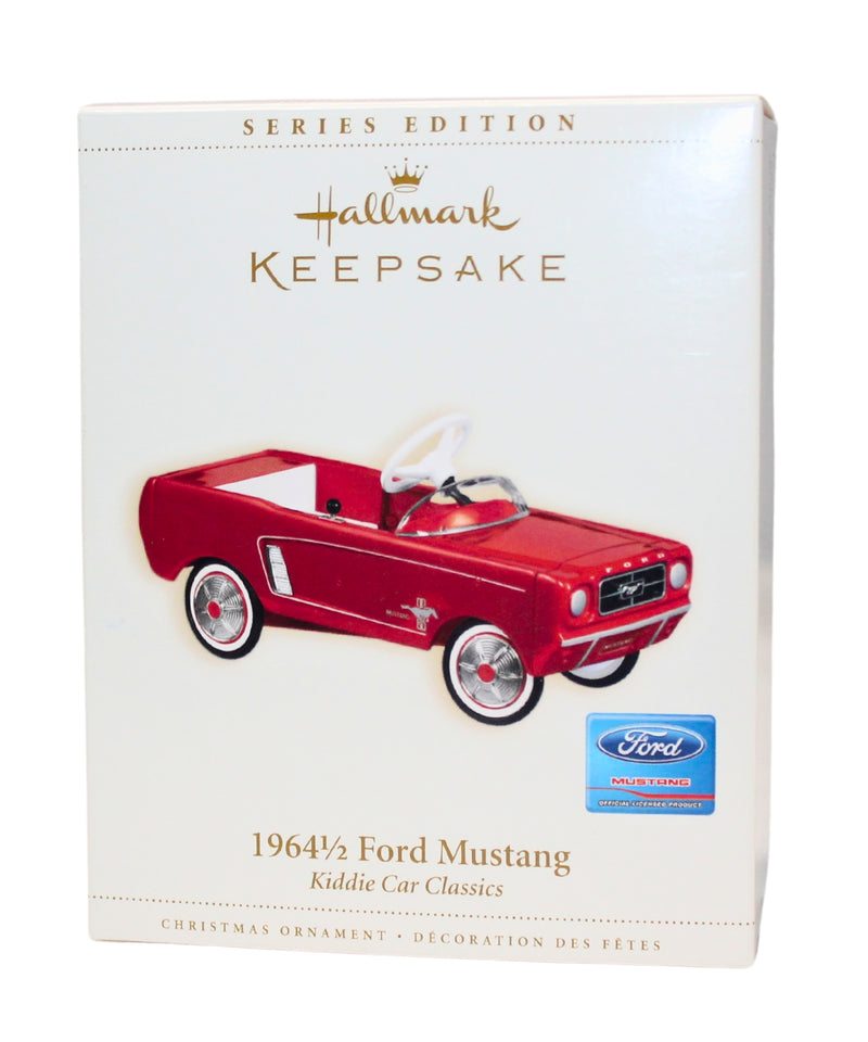 Hallmark Ornament: 2006 Ford Mustang 1964 1/2  | QX2343