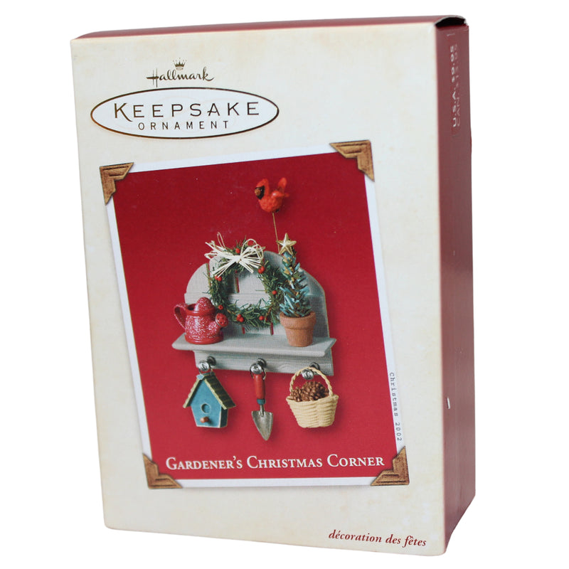 Hallmark Ornament: 2002 Garderner's Christmas Corner | QX2866