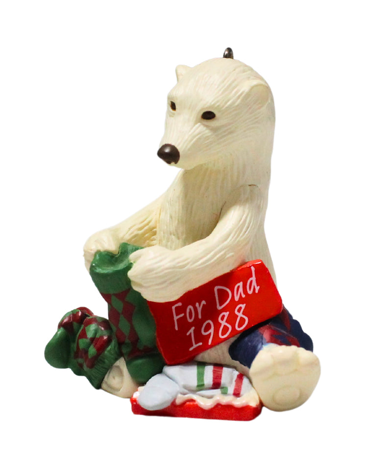 Hallmark Ornament: 1988 Dad | QX4141