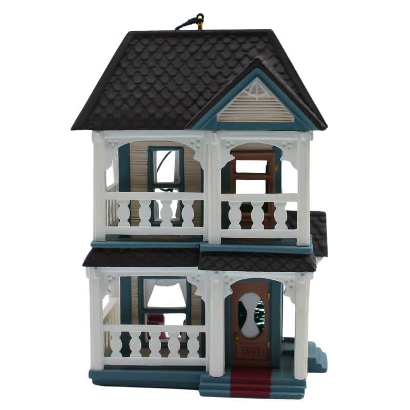 Hallmark Ornament: 1993 Cozy Home | QX4175