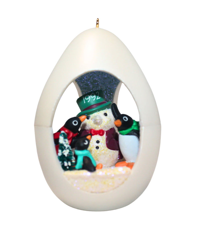 Hallmark Ornament: 1992 Winter Surprise | QX4271