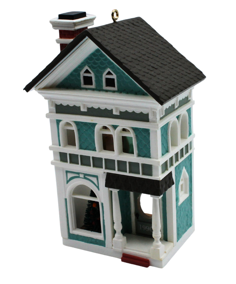 Hallmark Ornament: 1990 Holiday Home | QX4696