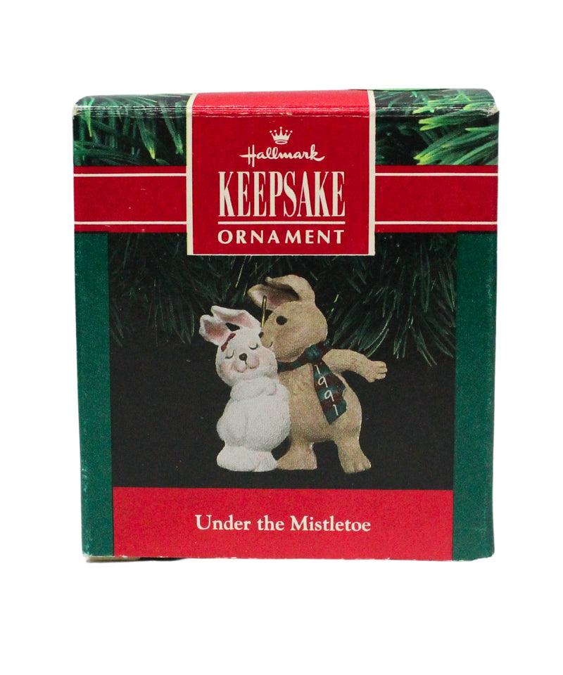 Hallmark Ornament: 1991 Under the Mistletoe | QX4949