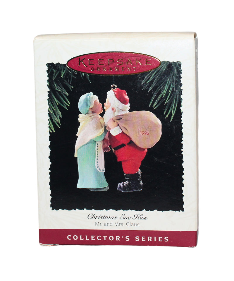 Hallmark Ornament: 1995 Christmas Eve Kiss | QX5157