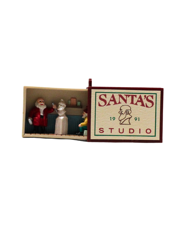 Hallmark Ornament: 1991 Santa's Studio | QX5397