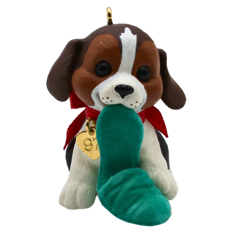 Hallmark Ornament: 1997 Puppy Love | QX6222