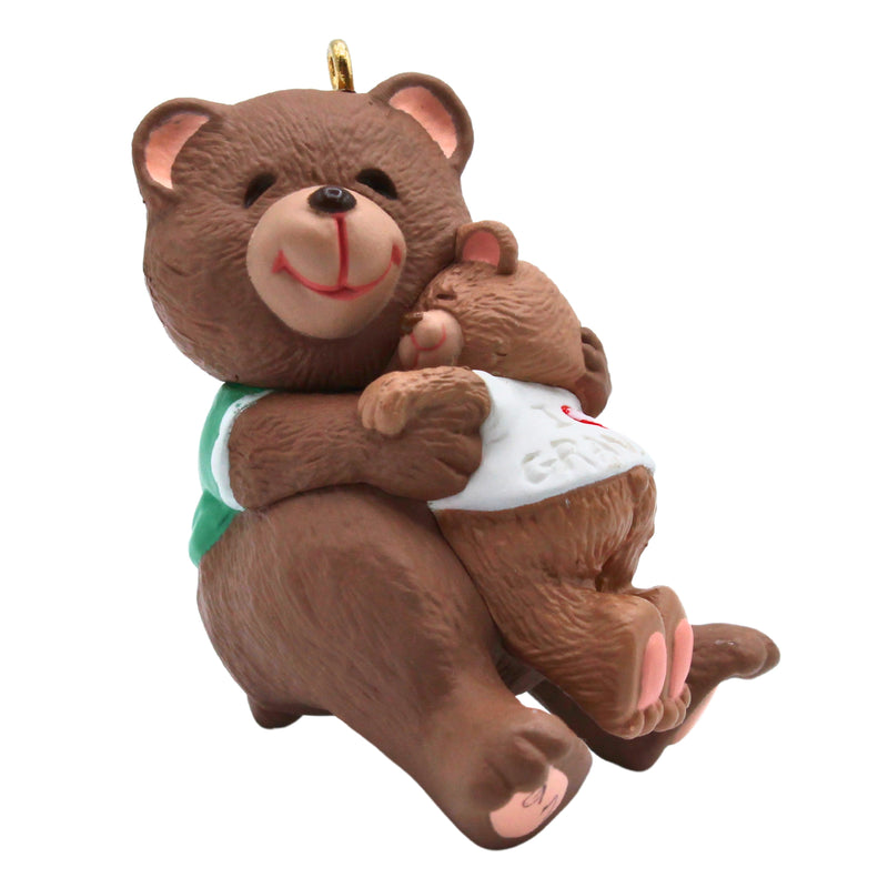 Hallmark Ornament: 1997 Grandma | QX6625 | Bear