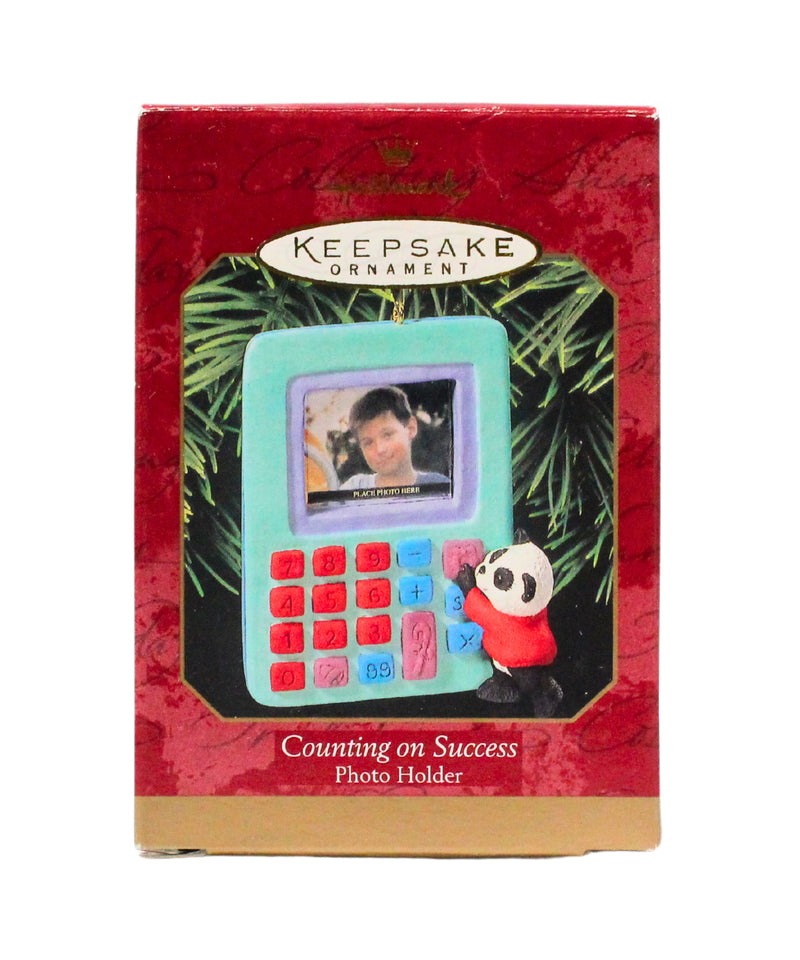 Hallmark Ornament: 1999 Counting on Success | QX6707