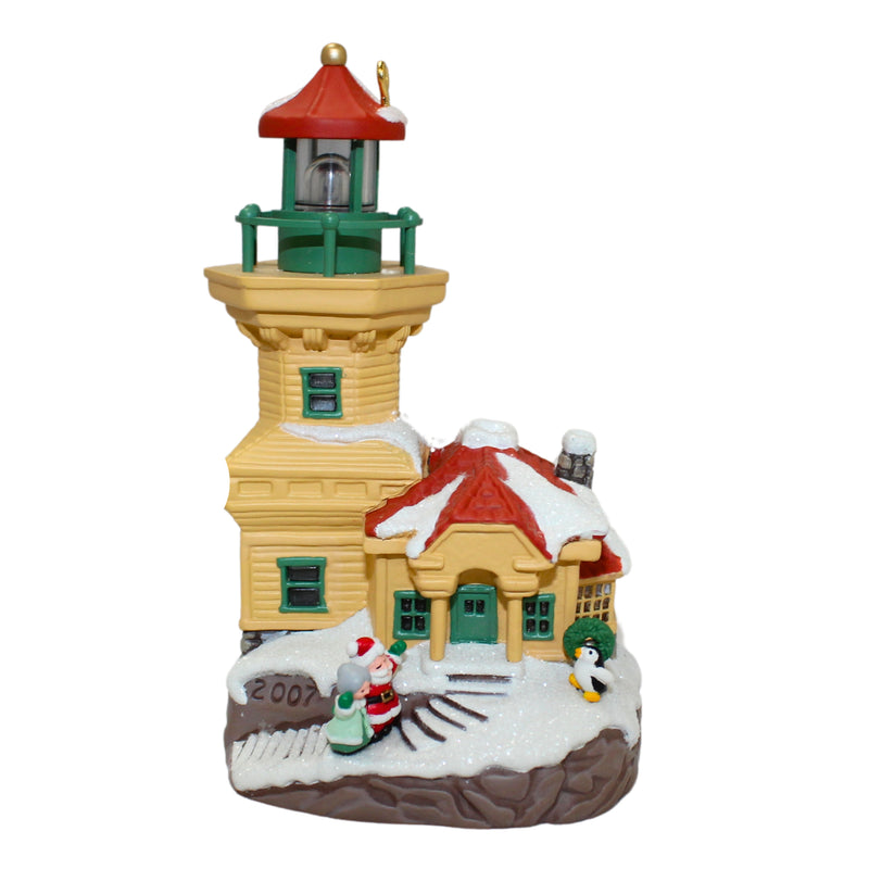 Hallmark Ornament: 2007 Lighthouse Greetings | QX7047