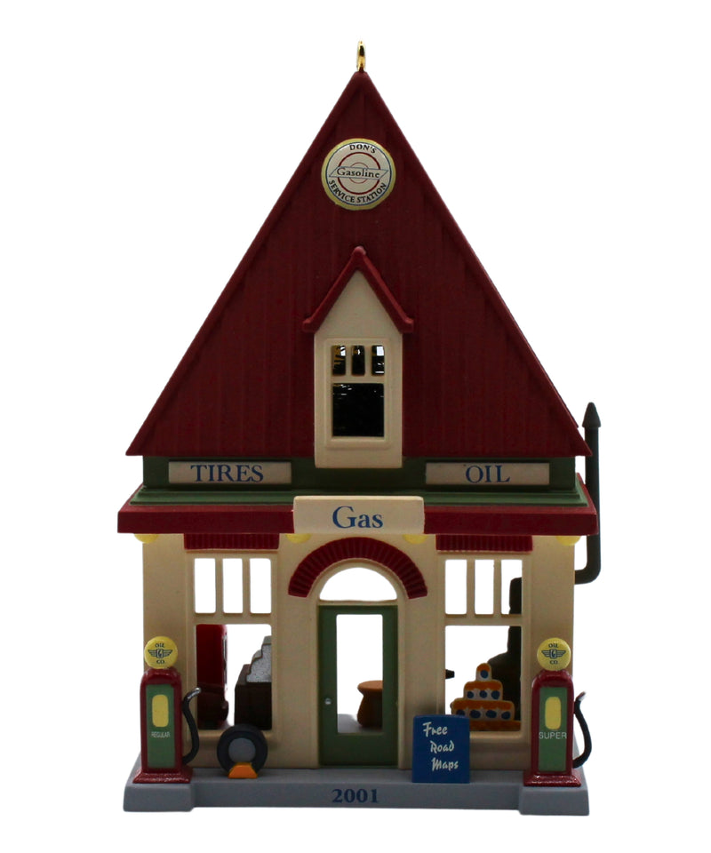 Hallmark Ornament: 2001 Service Station | QX8045