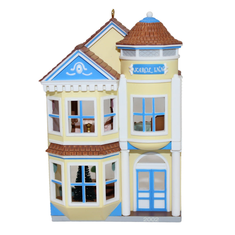 Hallmark Ornament: 2002 Victorian Inn | QX8103