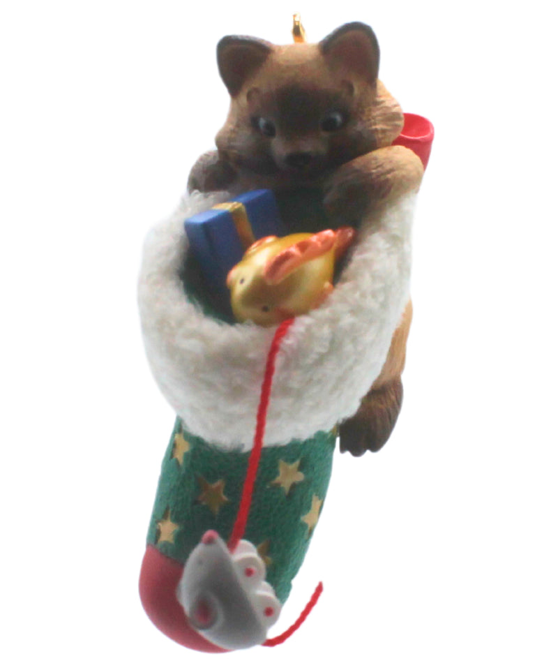 Hallmark Ornament: 2003 Mischievous Kittens  | QX8109