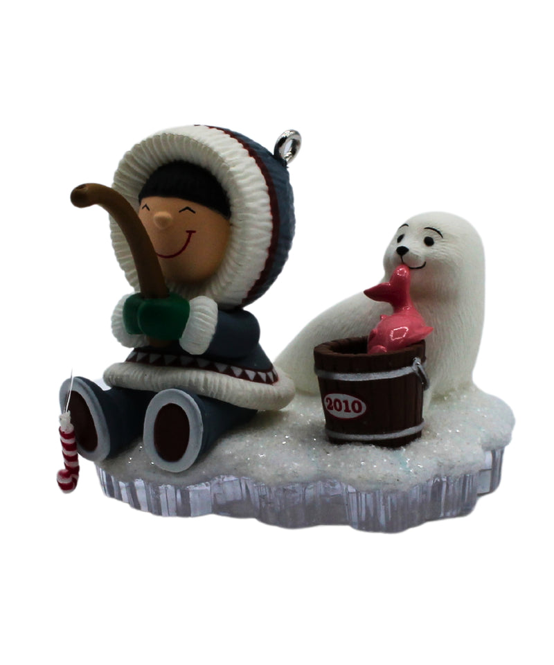 Hallmark Ornament: 2010 Frosty Friends | QX8216