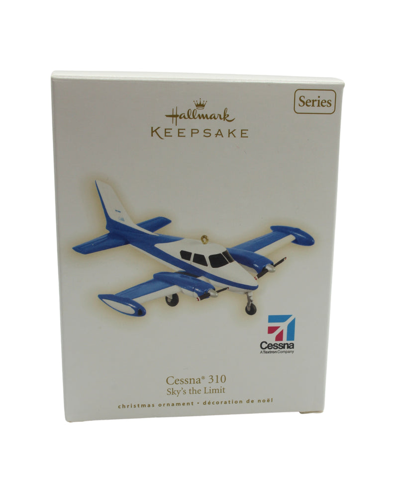 Hallmark Ornament: 2009 Cessna 310 | QX8302 | Airplane