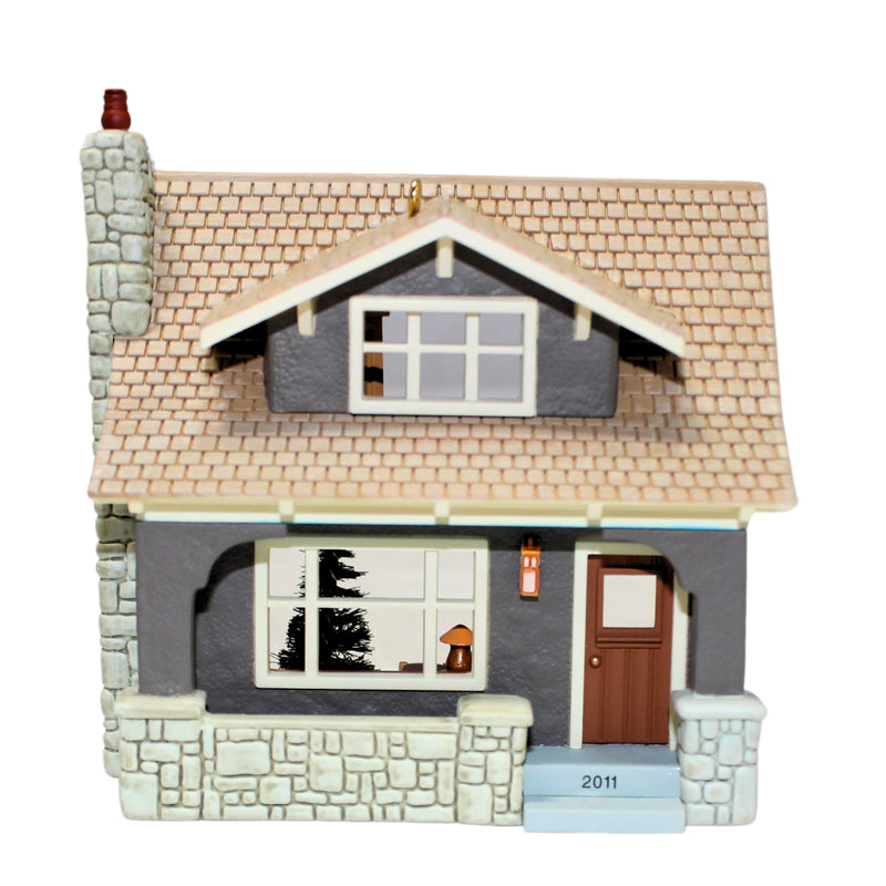 Hallmark Ornament: 2011 Arts and Crafts Bungalow | QX8729