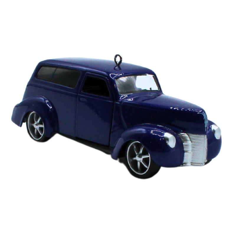 Hallmark Ornament: 2018 Ford-1940 | QX9306