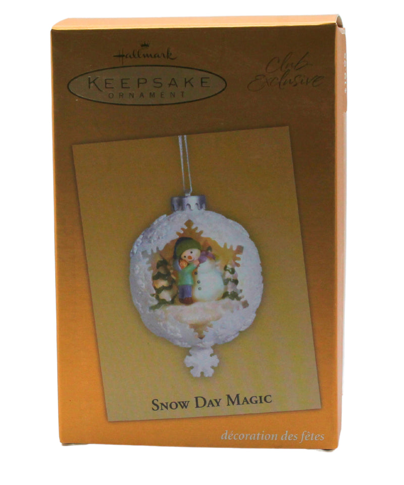 Hallmark Ornament: 2005 Snow Day Magic | QXC5001