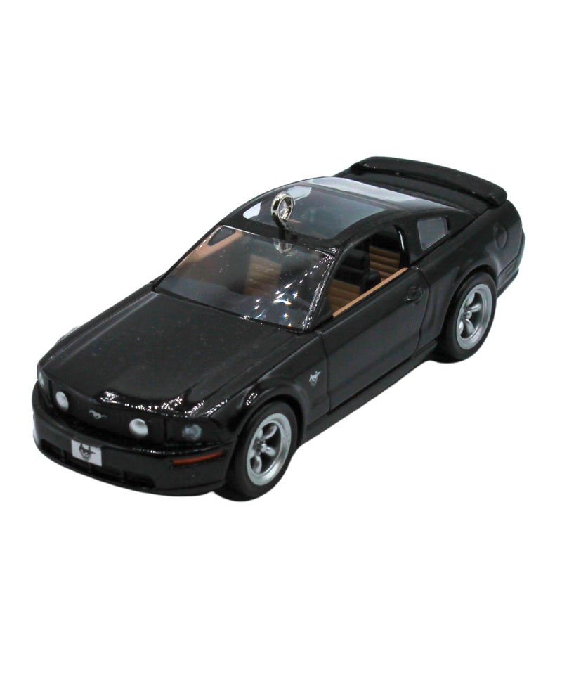 Hallmark Ornament: 2009 Ford Mustang GT - 2009 | QXE3062