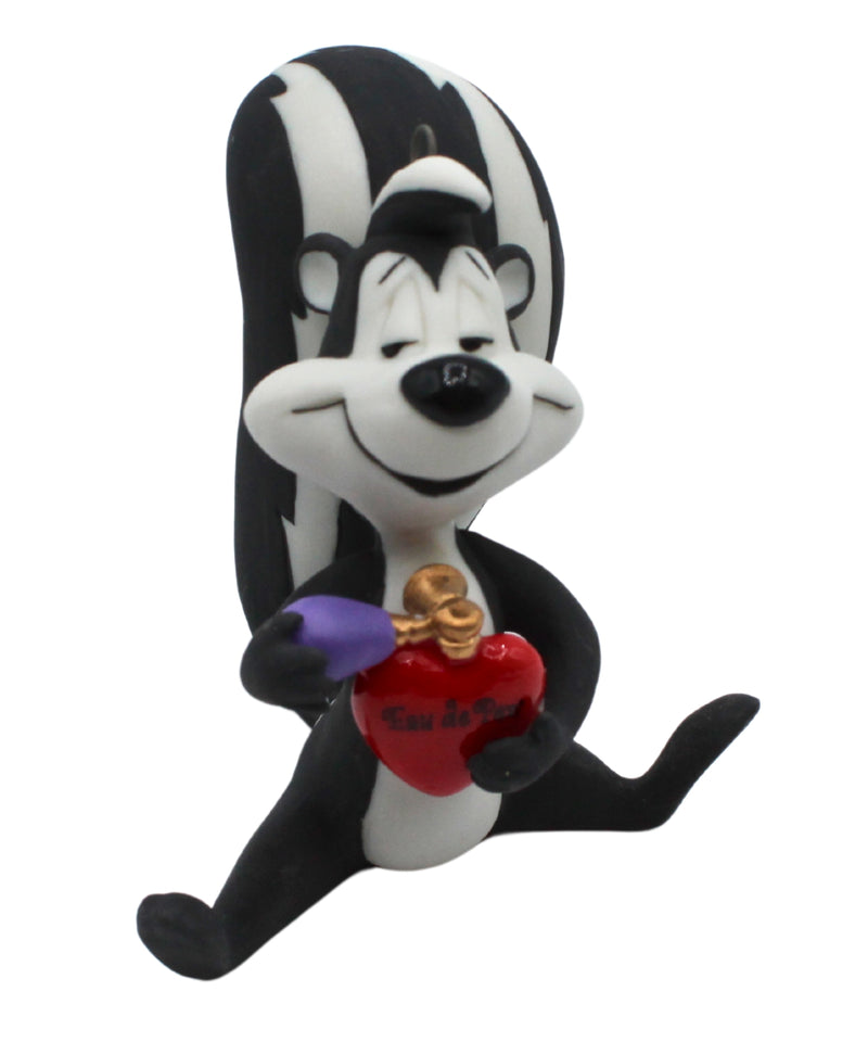 Hallmark Ornament: 2015 Eau De Pew | QXE3737 | Looney Tunes