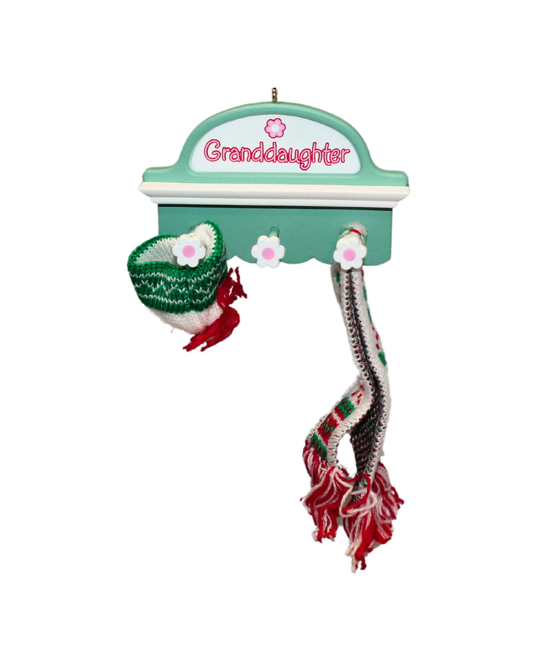 Hallmark Ornament: 2004 Granddaughter | QXG5571