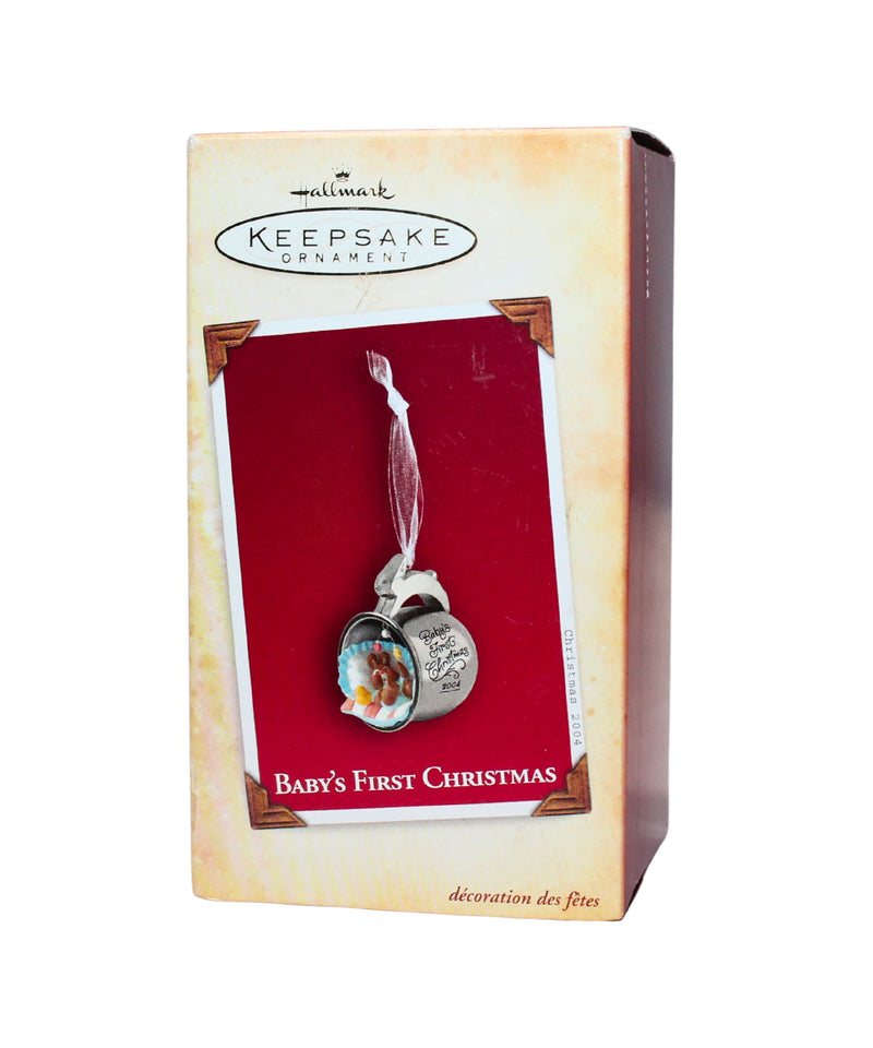 Hallmark Ornament: 2004 Baby's First Christmas | QXG5731