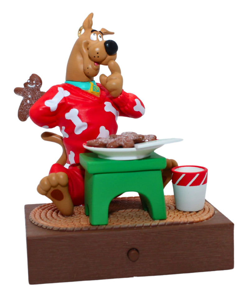 Hallmark Ornament: 2009 Cookie? What Cookie? | QXI1022 | Scooby-Doo