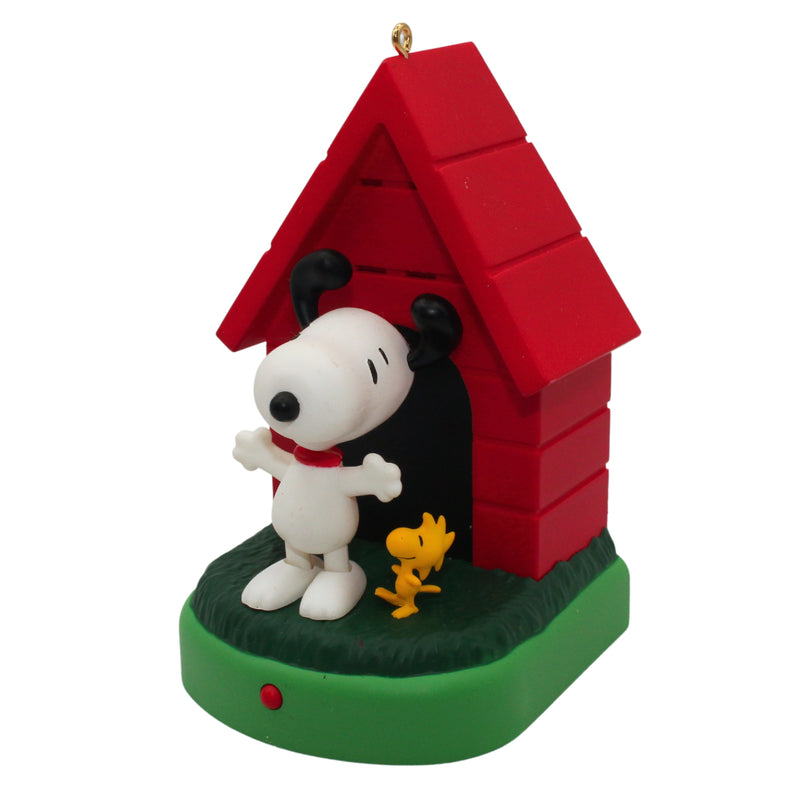 Hallmark Ornament: 2010 In the Groove | QXI2153 | Peanuts