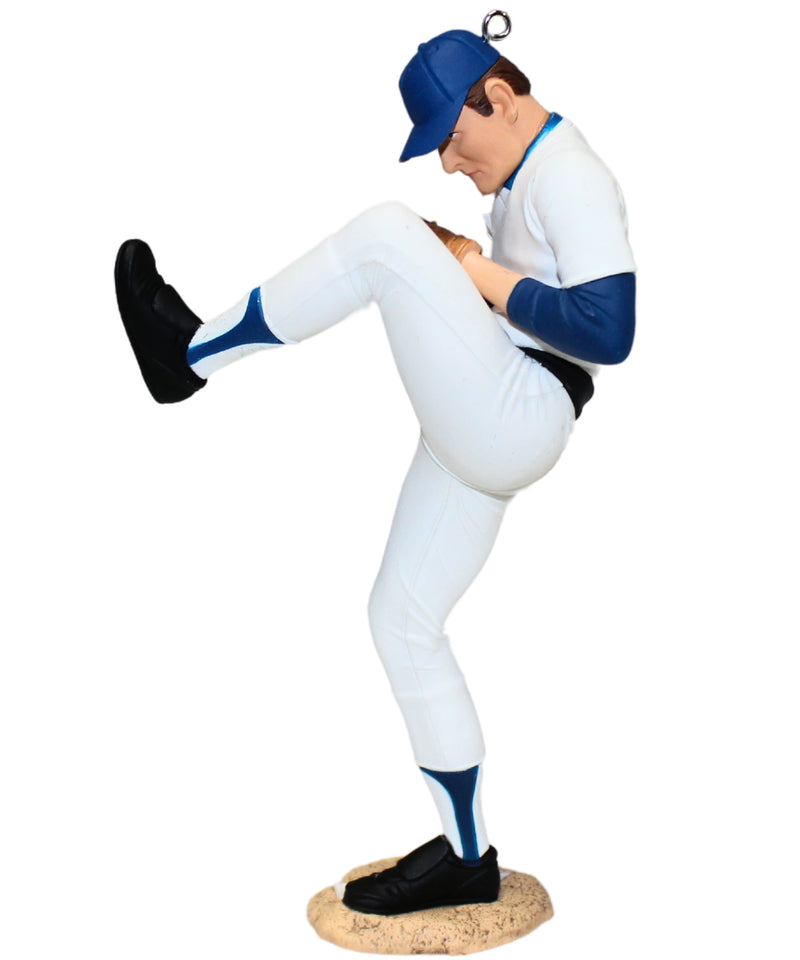 Hallmark Ornament: 2013 Nolan Ryan | QXI2272 | MLB