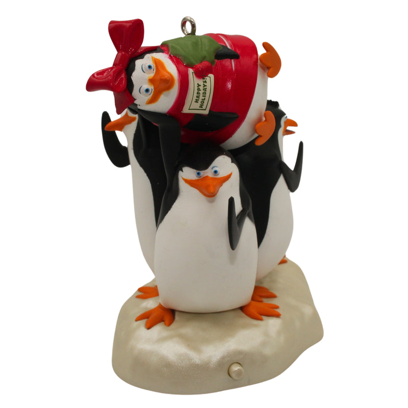 Hallmark Ornament: 2010 Super Spy Penguins | QXI2356