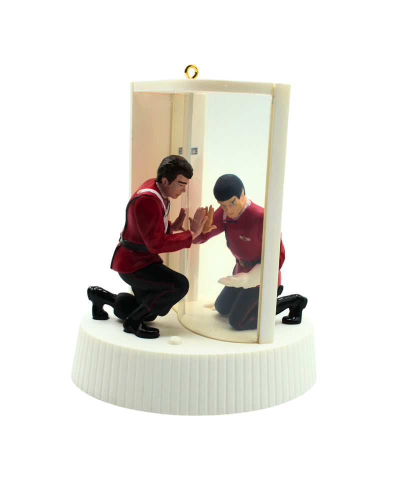 Hallmark Ornament: 2015 The Needs of the Many | QXI2587 | Star Trek