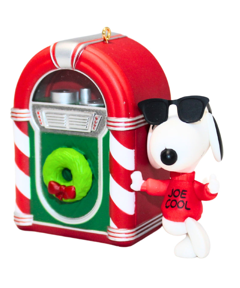 Hallmark Ornament: 2012 Joe Cool Rocks! | QXI2931 | Peanuts